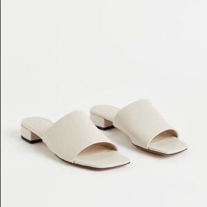 H&M Low Block Heel Slide Sandals in Off-white Size 7